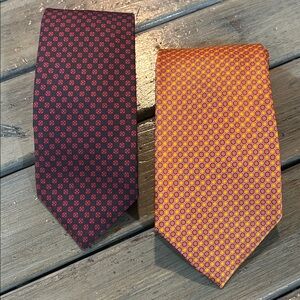 Brioni Qty 2 Navy and Orange Gold Patterned Men's Standard Neckties 100% Silk